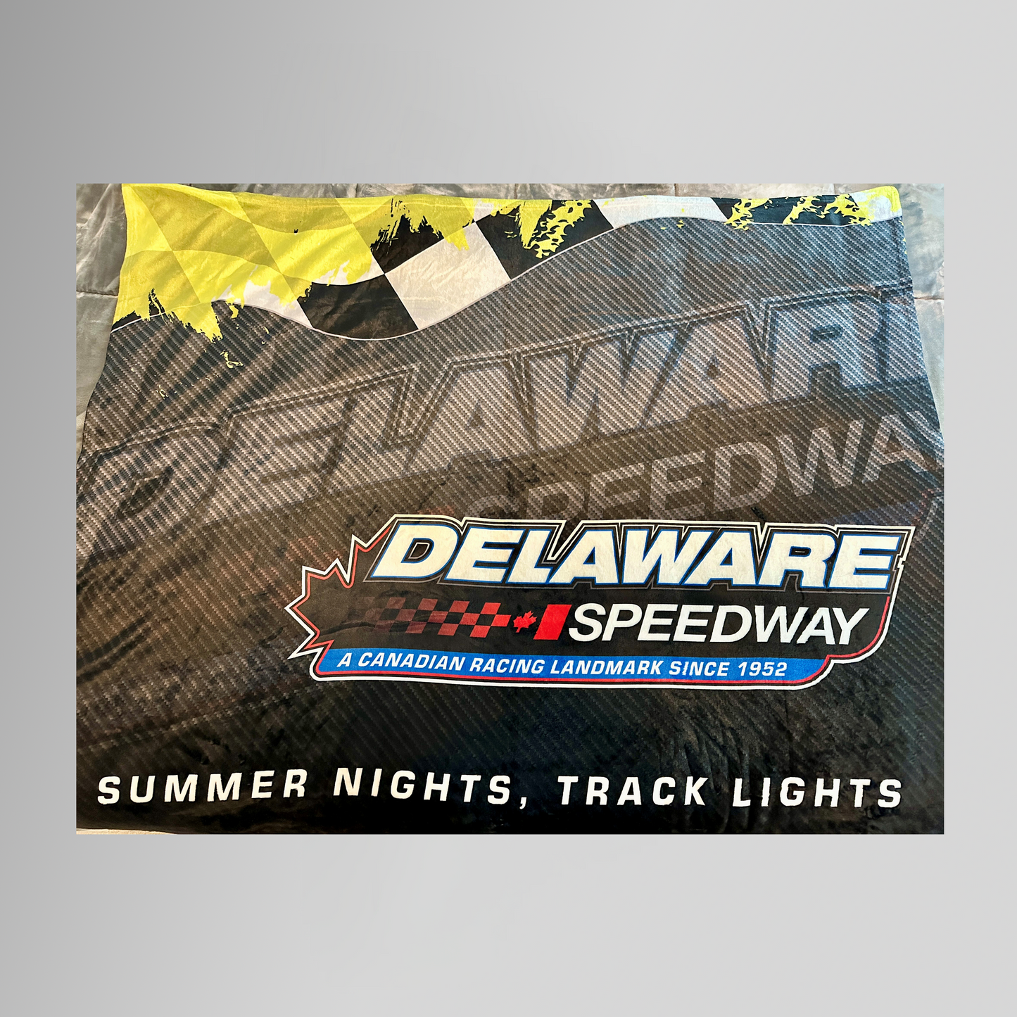 Delaware Blanket - Carbon Fiber